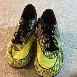 Nike Kids Neon Yellow and Black Soccer Cleats